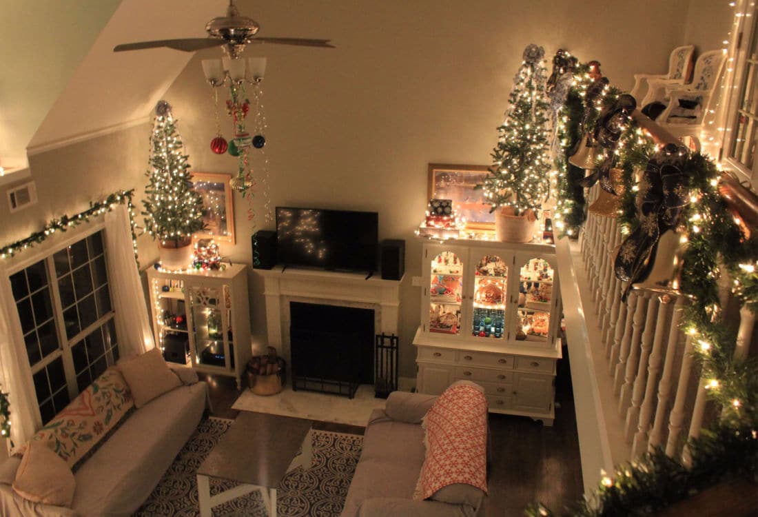 10 Tips For Frugal Christmas Decor